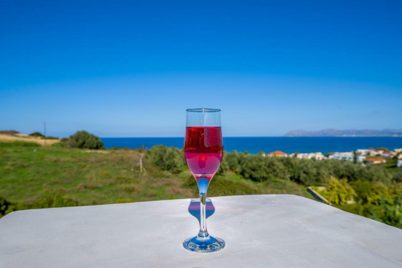 Casa Leone Suites Сталос Экстерьер фото