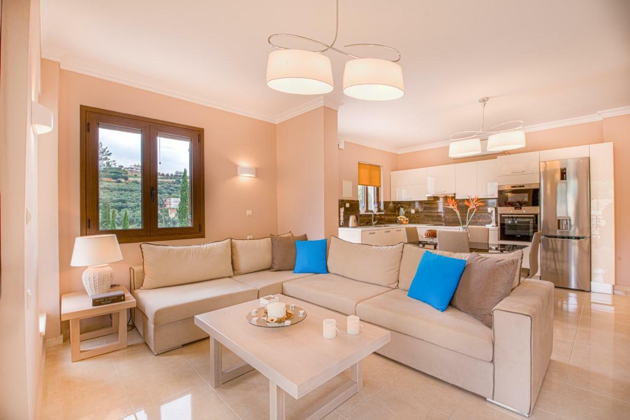 Casa Leone Suites Сталос Экстерьер фото